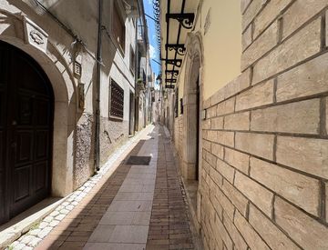 Corridoio - Casa indipendente in Vendita in Vico Mercato a Monteroduni
