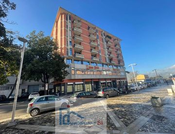 Vista - Quadrilocale in Vendita in Piazza Vittoria Colonna a Benevento