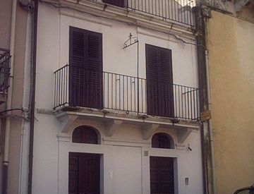 Foto 1 di 8 - Casa indipendente in Vendita a Ispica