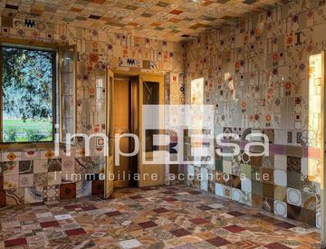 Foto 1 di 17 - Rustico, casale in Vendita in Via Sandro Pertini 99 a Annone Veneto