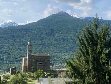 Vista - Casa indipendente in Vendita in Via Panoramica a Montagna in Valtellina