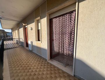Terrazza - Bilocale in Vendita in Via Terzorio 5 a Santo Stefano al Mare