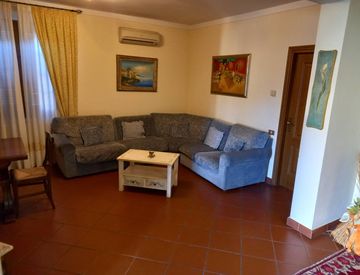 Soggiorno - Casa indipendente in Affitto in Via Enrico Fermi a Crespina Lorenzana