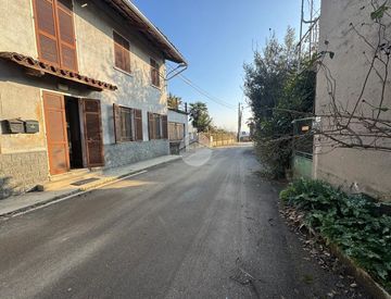 Foto 1 di 27 - Casa bifamiliare, trifamiliare in Vendita in Canton Castellazzo 15 a Gifflenga