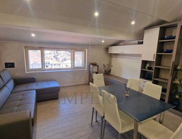 Soggiorno - Bilocale in Vendita in Via Olivi 19 a Dolceacqua