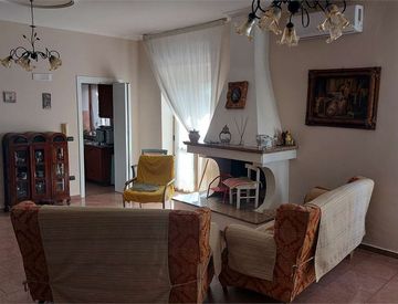Soggiorno - Appartamento in Vendita in Vico I Taverna 4 a Cirò Marina