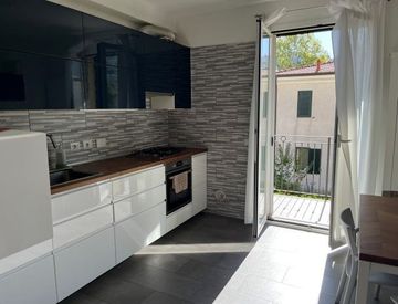 Cucina - Trilocale in Vendita in Via Tommaso Littardi a Imperia