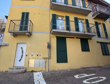 Vista - Trilocale in Vendita in Via Roma a Vercurago