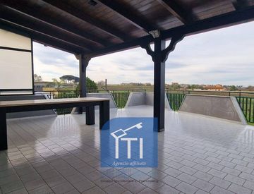 Terrazza - Trilocale in Affitto in Via Santa Maria a Cubito a Qualiano