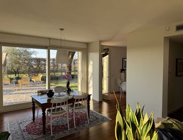 Soggiorno - Casa bifamiliare, trifamiliare in Vendita in Via Carlo Darwin a Reggio Emilia