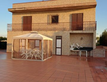 Foto 1 di 2 - Villa in Vendita in Via Minervino a Barletta