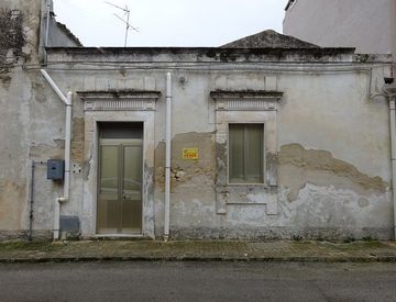 Foto 1 di 5 - Casa indipendente in Vendita in Via GENOVA a Ispica