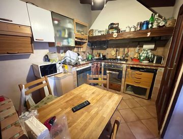 Cucina - Quadrilocale in Vendita in Piazza Camillo Benso Cavour a Taggia