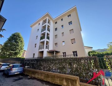 Vista - Quadrilocale in Vendita in zona Centro a Cisano Bergamasco