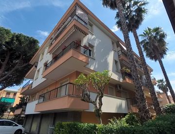 Foto 1 di 17 - Monolocale in Vendita in Via Gerolamo Rossi 37 B a Bordighera