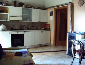 Cucina - Bilocale in Vendita a Dolceacqua