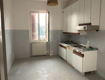Cucina - Quadrilocale in Vendita in Strada Cappellette a Ovada