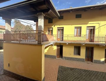Facciata - Rustico, casale in Vendita in Via Torino 69 a Borgomasino