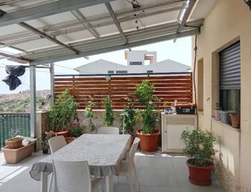Terrazza - Casa indipendente in Vendita in Via Roma a Modica