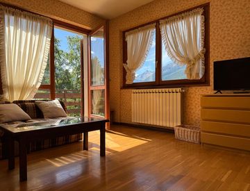 Camera da letto - Trilocale in Affitto in Via Dosso del Grillo 4 a Valdidentro