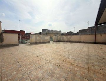 Terrazza - Casa indipendente in Vendita in Via Caltanissetta 35 a Paternò