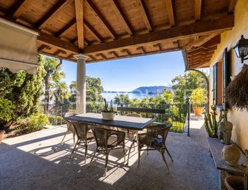 Terrazza - Villa in Vendita in Via del Buon Rimedio 17 a Verbania