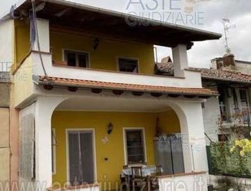Foto 1 di 10 - Appartamento in Vendita in Via Palestro a Pezzana