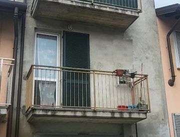 Foto 1 di 13 - Bilocale in Vendita in Corso San Rocco a Castano Primo