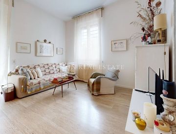 Soggiorno - Trilocale in Vendita in Viale Daniele Ranzoni 22 a Milano
