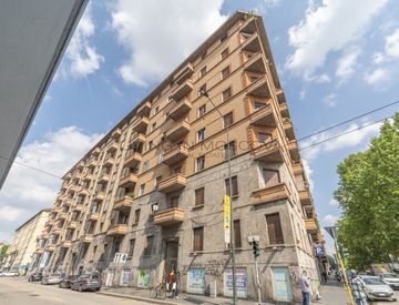 Vista - Locale commerciale in Vendita in Viale Monte Ceneri 75 a Milano