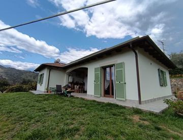 Foto 1 di 45 - Casa indipendente in Vendita in Località orià a Soldano