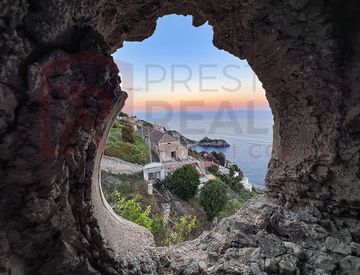 Vista - Villa in Vendita in Via I Maggio a Conca dei Marini