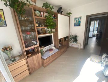 Soggiorno - Quadrilocale in Vendita in Via Aurelia Ponente 63 a Santo Stefano al Mare