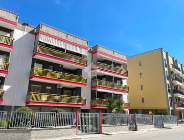 Foto 1 di 29 - Quadrilocale in Vendita in Via Paolo Borsellino 49 a Canosa di Puglia