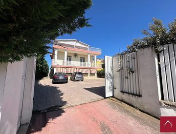 Foto 1 di 99 - Casa bifamiliare, trifamiliare in Vendita a Barletta