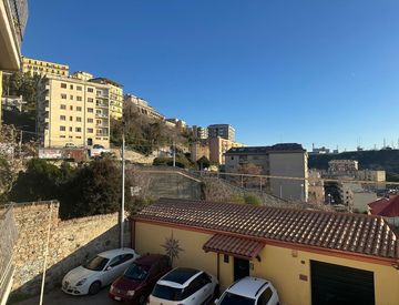 Foto 1 di 10 - Trilocale in Vendita in Via Luigi Siciliani 9 a Catanzaro