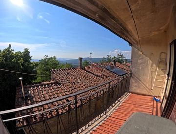 Terrazza - Casa bifamiliare, trifamiliare in Vendita in Via dell'Amore 53031 a Casole d'Elsa