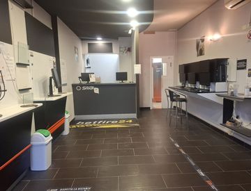 Foto 1 di 13 - Locale commerciale in Affitto in Via del Circuito 12 a Pescara