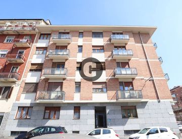 Facciata - Trilocale in Vendita in Via Candia 21 a Torino