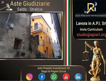 Foto 1 di 25 - Appartamento in Vendita in Corso Vittorio Emanuele 46 a Gimigliano