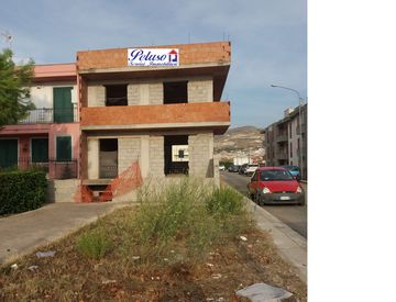 Foto 1 di 18 - Villetta a schiera in Vendita in Viale europa a Comiso