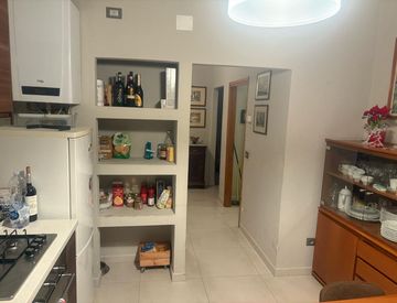 Cucina - Appartamento in Affitto in Via Giorgio Vasari a Pisa