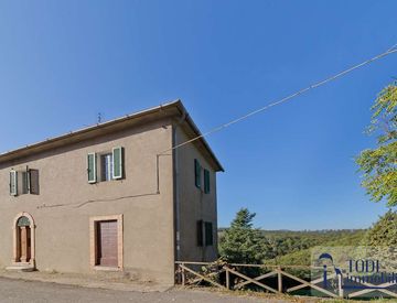 Foto 1 di 14 - Casa indipendente in Vendita in Località Camerata a Todi