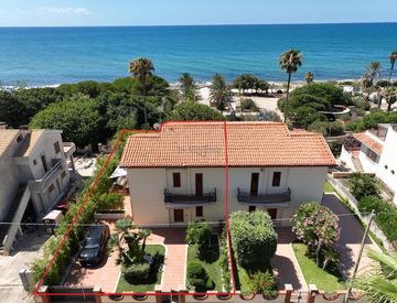 Facciata - Casa indipendente in Vendita in Via degli Ammiragli a Modica