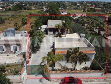 Piscina - Casa bifamiliare, trifamiliare in Vendita in Via delle Rose a Ispica