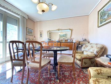 Soggiorno - Quadrilocale in Vendita in Viale Duca D'Aosta 21 a Borgosesia