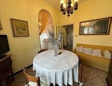 Soggiorno - Trilocale in Vendita in Via Francesco Pallavicini 54 a Roma