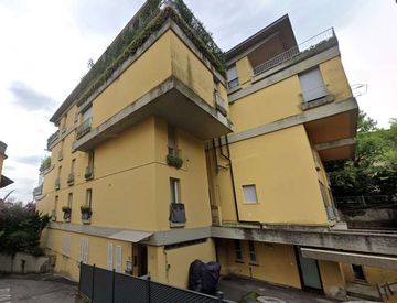 Vista - Monolocale in Vendita in Via Valle Fiorita 7 a Gardone Riviera