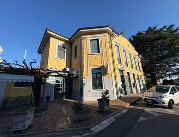 Vista - Bar in Vendita in Via Stazione 23 a Cislago