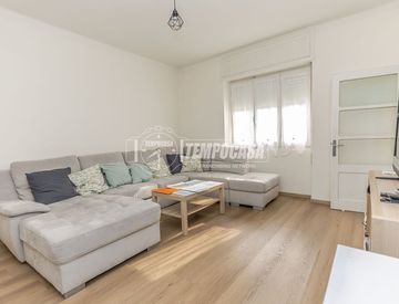 Soggiorno - Casa indipendente in Vendita in Via Martiri della Libertà a Paratico